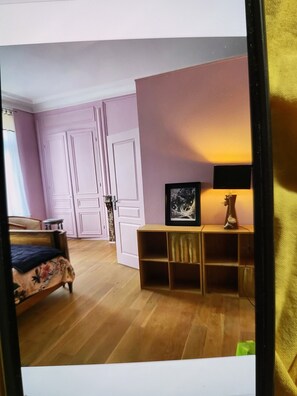 6 bedrooms, iron/ironing board, WiFi, bed sheets - Azal1889 bed and breakfast (Calais)