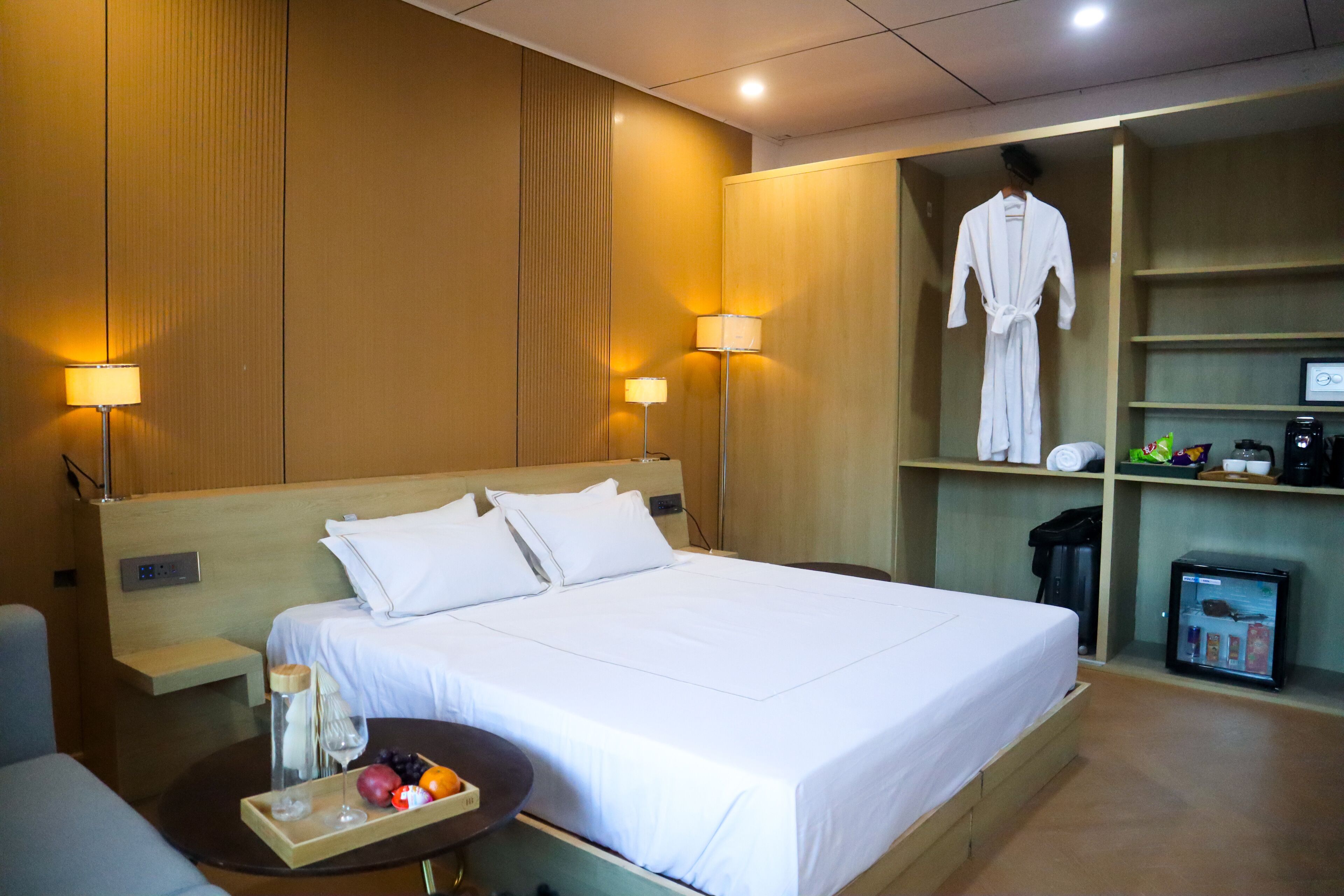 Superior Double or Twin Room, Mountain View | Iron/ironing board, free WiFi