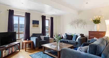 The Courtyard Escape Homely Haven in Clifden