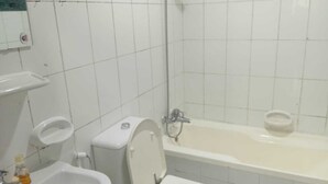 Sjampo og toalettpapir