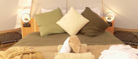 1 dormitorio y ropa de cama