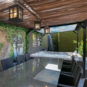 Utendørsservering