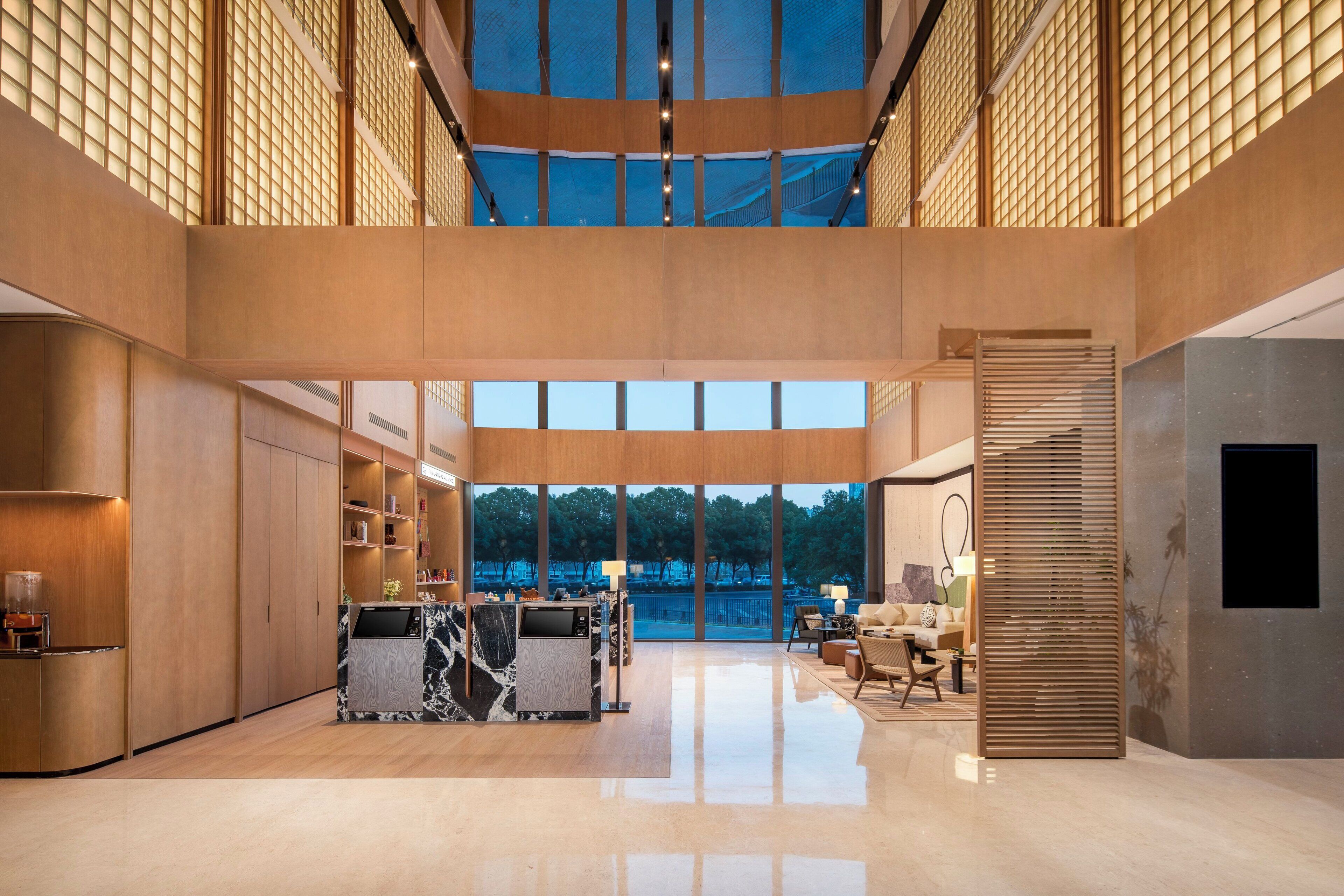 المنشأة من الخارج