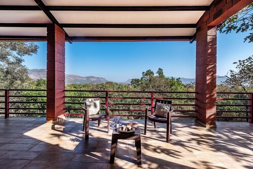 CosmicStays Elysium Farmhouse