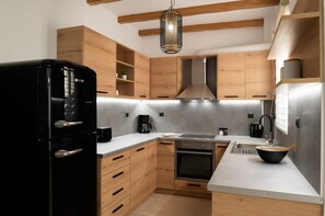 Appartement | Cuisine privée | Réfrigérateur, micro-ondes, four, lave-vaisselle