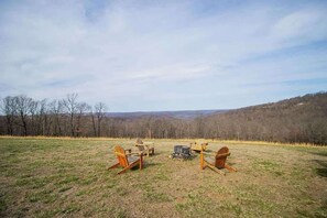 Property grounds - Ozark Escape - Hot Tub, Mountain Views, Near River (Compton)