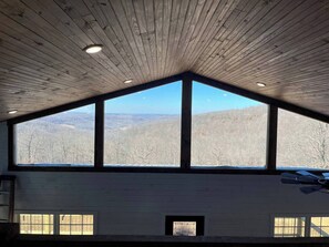 Interior - Ozark Escape - Hot Tub, Mountain Views, Near River (Compton)