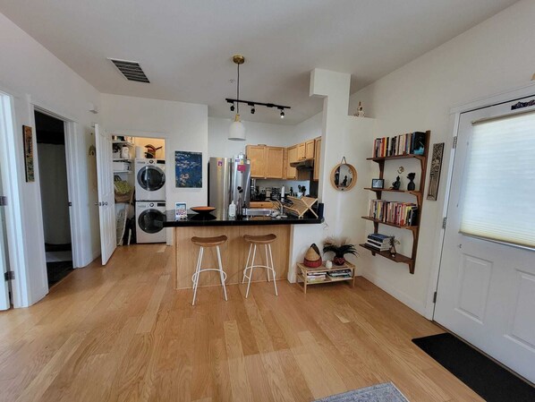 Interior - Spacious and peaceful  1-bedroom condo in charming Boulder with WiFi,  AC (Boulder)