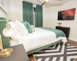 4 Schlafzimmer, Bügeleisen/Bügelbrett, Reisekinderbett, WLAN