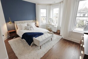 3 bedrooms, iron/ironing board, travel crib, WiFi