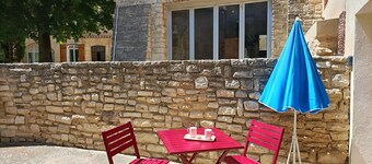 Detached 50 m2 apartment in village house.