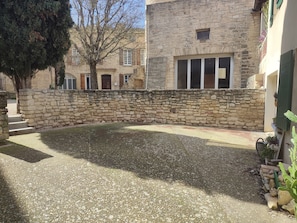Exterior - Detached 50 m2 apartment in village house. (CAROMB)