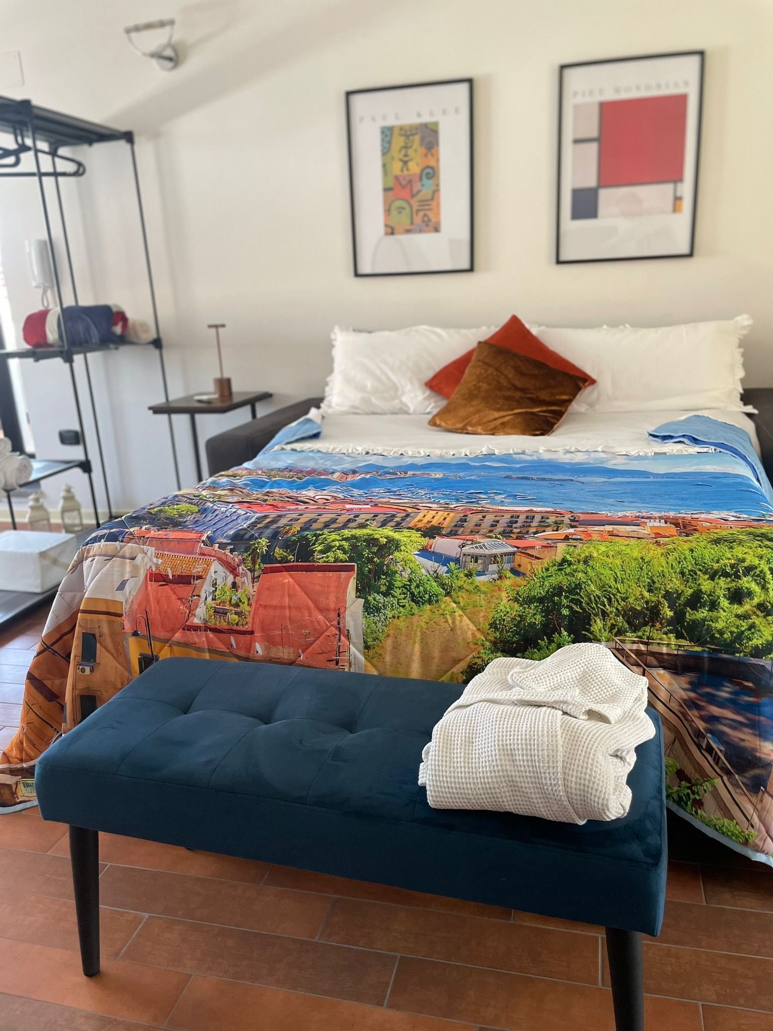 3 Schlafzimmer, Zimmersafe, Schreibtisch, Bügeleisen/Bügelbrett