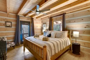 3 habitaciones, tabla de planchar con plancha y cuna de viaje
