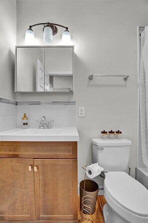 Regadera y secadora de cabello