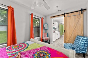 4 室のベッドルーム、アイロン / アイロン台、旅行用ベビーベッド、WiFi