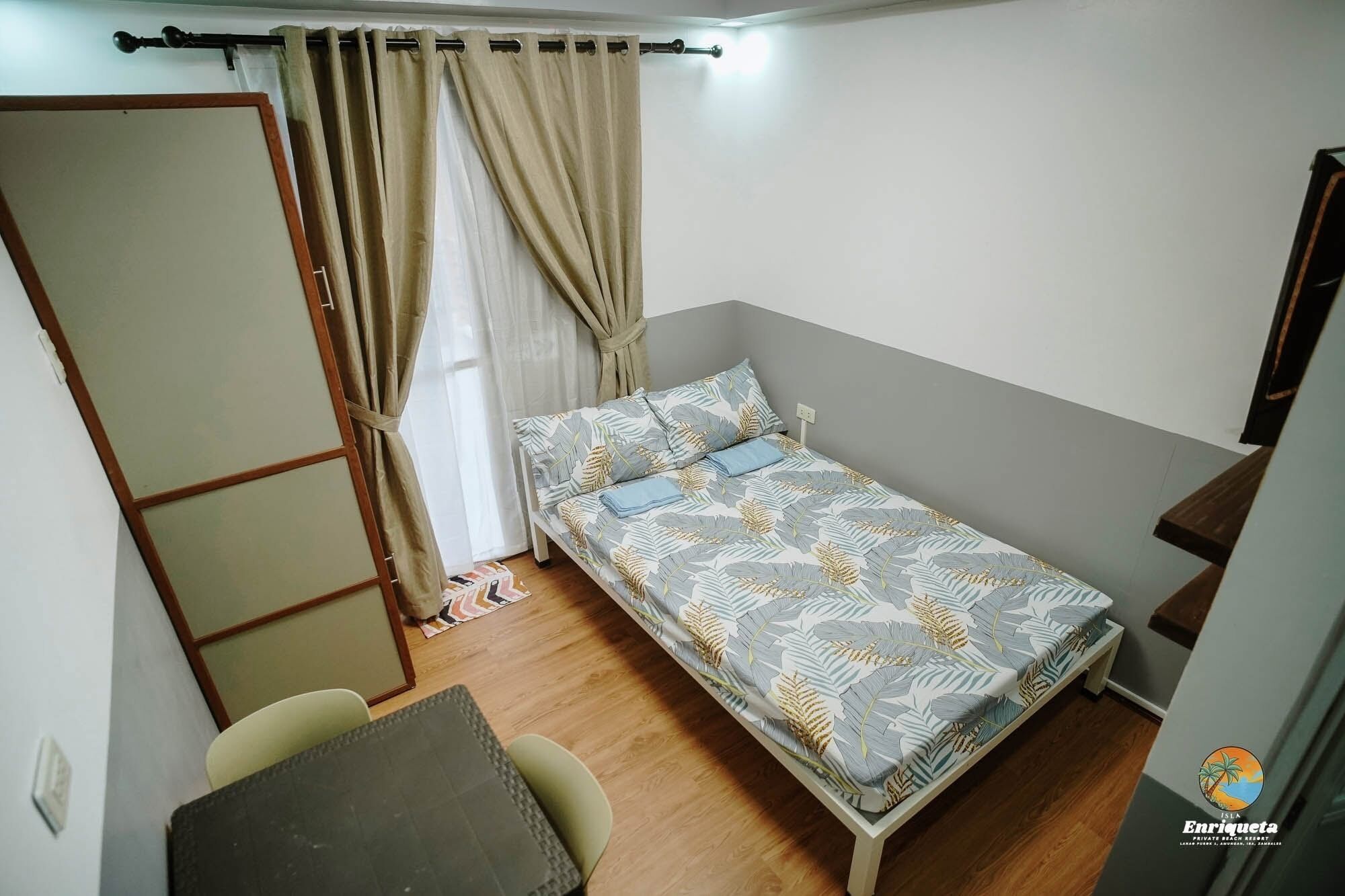Double Room, Balcony | Individually furnished, free WiFi, bed sheets