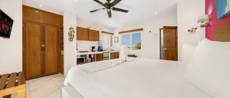 1 bedroom, free WiFi, bed sheets