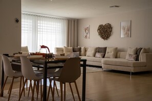 Dining - Luxury villa with private pool.  (Sangho)