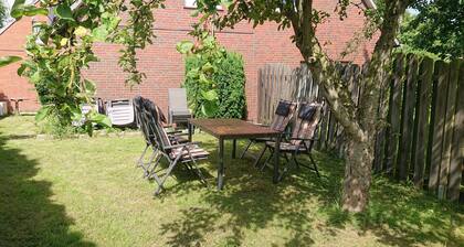 "Jannas Huus" in Campen: Ferienhaus mit 78m² und Platz für bis zu 6 Personen