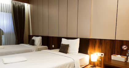 M-LIVIN Dorm Hotel