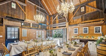 Charming Historic Estate | Perfect for Getaways, Micro-Weddings & Events