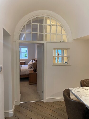 Fabulous unique accommodation within walking distance of Nantwich town centre