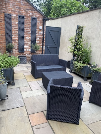 Fabulous unique accommodation within walking distance of Nantwich town centre