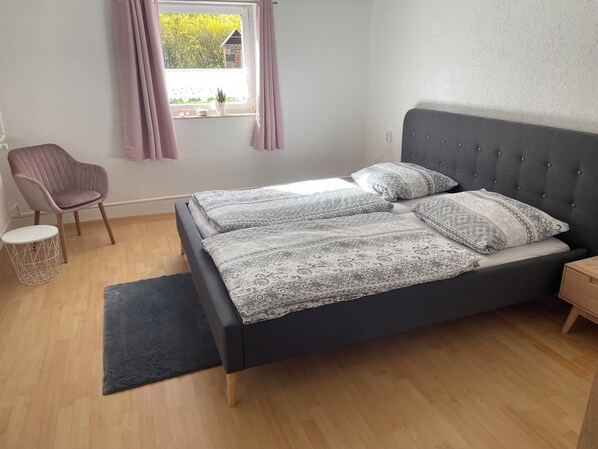 2 bedrooms, desk, iron/ironing board, travel cot