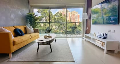 Spacious 3-bedroom apartment with WiFi, AC in marvelous Ramat Gan