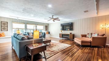 TV, fireplace, offices