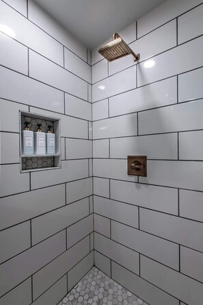 Shower, hair dryer, towels, shampoo - Ocean View Splendor S (Corpus Christi)
