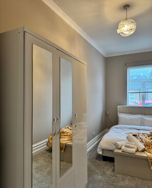 アパートメント | 2 室のベッドルーム、WiFi (無料)、ベッドシーツ