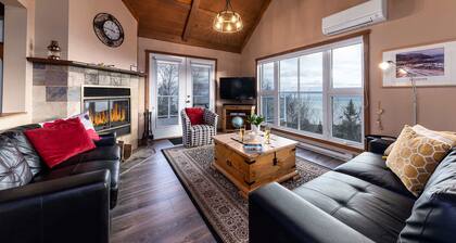 SPA & Mountain View | Condo Lapaix-Ski