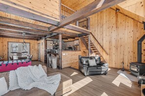 TV, fireplace, table football, stereo - SPA, Montagne, Table de babyfoot | Le Pionnier (Saint-Philémon)