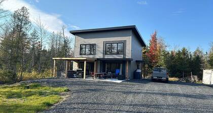 Nature, Spa & Lake Access | Le Maikel