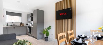 3 Bedroom House-Free Parking