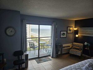 Iron/ironing board, WiFi, bed sheets - Blue Water Resort #19 great studio on the beach! (Myrtle Beach)