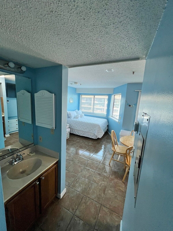 Myr4 Myrtle Beach Resort Oceanview Condo! - Surfside Beach, SC