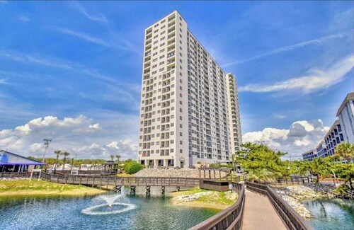 MYR4 Myrtle Beach Resort Oceanview condo!