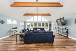 Télévision, espaces bureaux