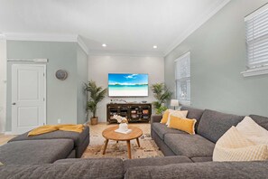 Televisión, videojuegos, reproductor de DVD y oficina 