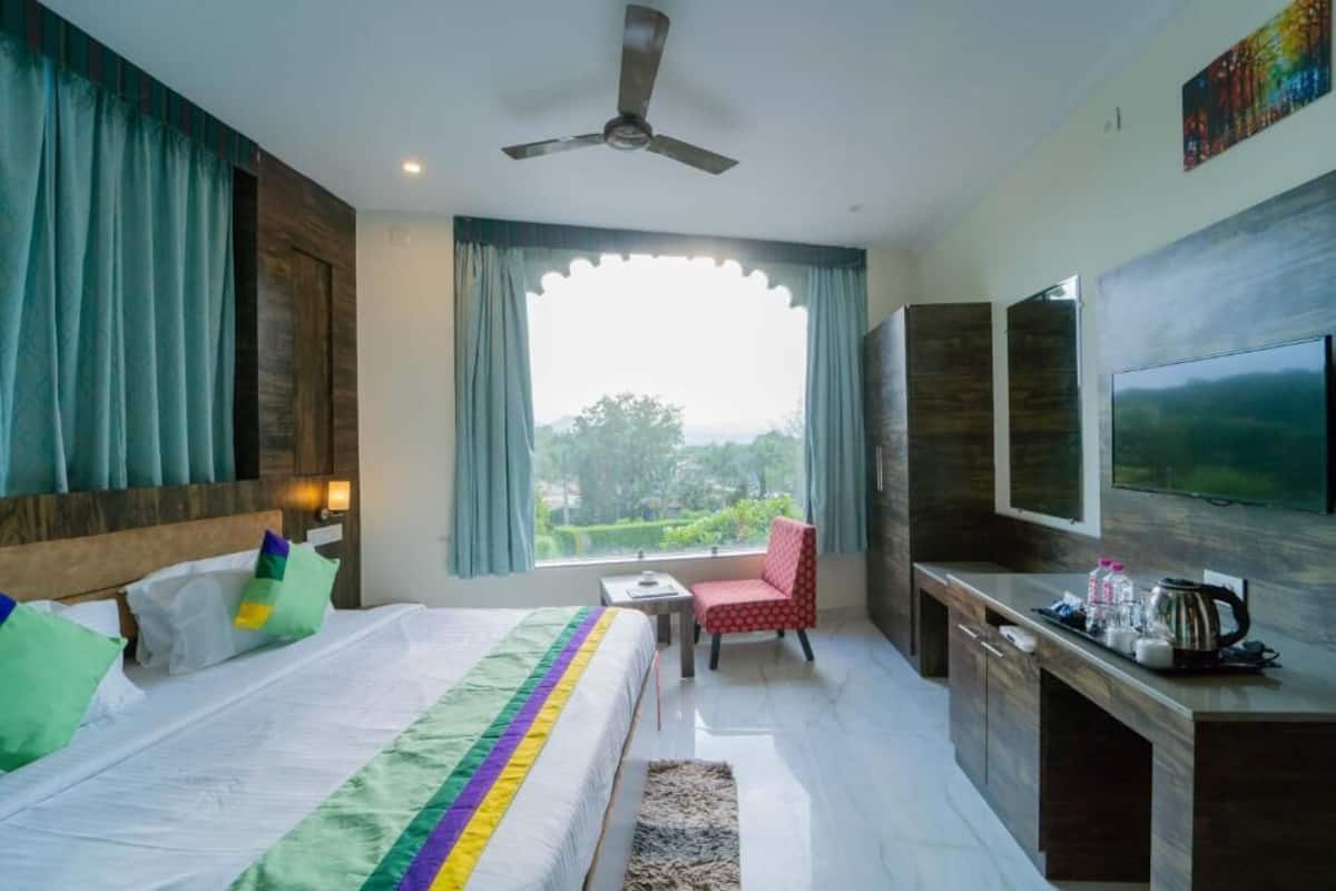 Deluxe Room, Mountain View | Mountain view