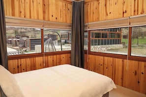 Egyptian cotton sheets, premium bedding, down duvets, free minibar items - Horma Kanyon Otel (Pinarbasi)