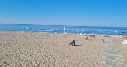 Triblex Villa I Private Beach I Walking Distance to the Sea 300 meters