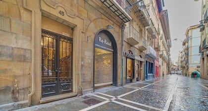 San Fermín from the heart of Pamplona: Elegant apartment in the center of the city
