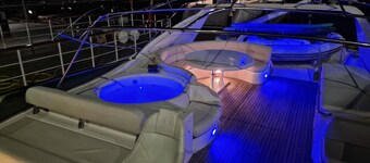 4-bedroom boat in wonderful Monaco with Jacuzzi