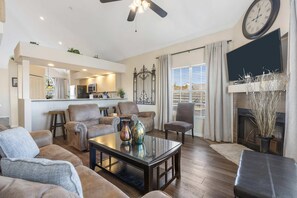 Unclassified image, 2 of 26, button - Meadow Brook Resort Getaway (Branson)