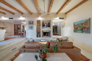 TV connectée, cheminée