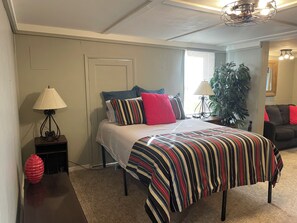 4 bedrooms, WiFi, bed sheets